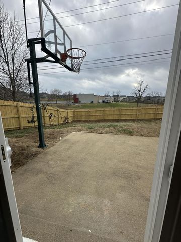 2424 Calendula Road, Lexington, KY 40511