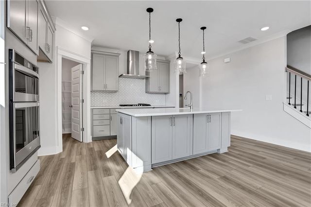 MM Mayfair, Suffolk, VA 23434