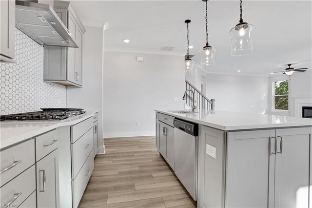 MM Mayfair, Suffolk, VA 23434