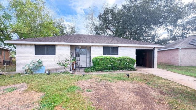 14531 Essendine Lane, Houston, TX 77045