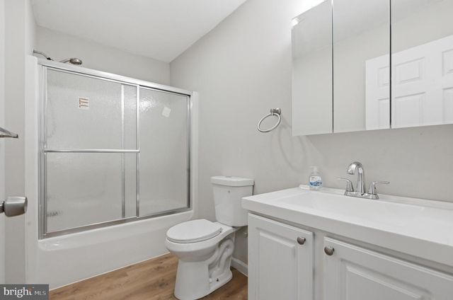 33 HOPKINS ST, Woodbury, NJ 08096