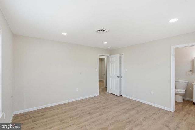 33 HOPKINS ST, Woodbury, NJ 08096