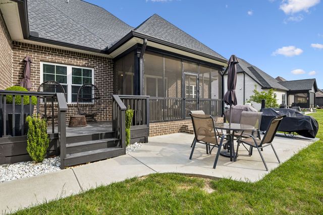 2614 Holly Springs Dr, Murfreesboro, TN 37128
