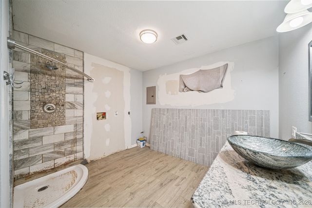 4006 Eufaula Avenue, Muskogee, OK 74403