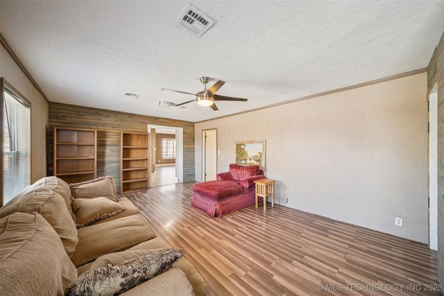 4006 Eufaula Avenue, Muskogee, OK 74403