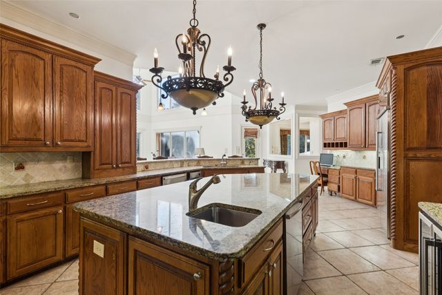 1616 Promontory Drive, Cedar Hill, TX 75104