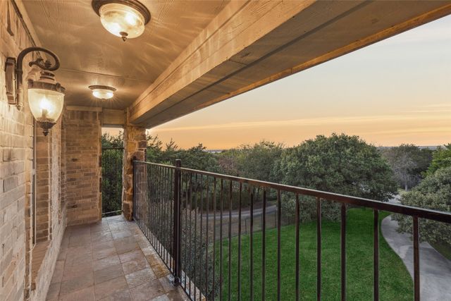 1616 Promontory Drive, Cedar Hill, TX 75104