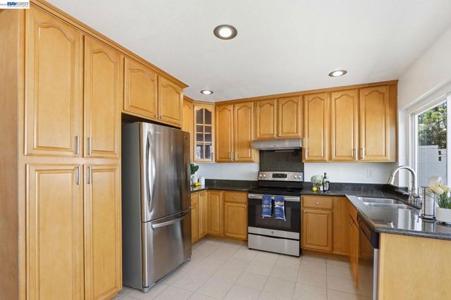 40930 Rioja Ct, Fremont, CA 94539