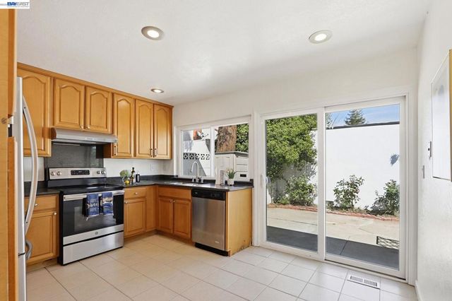 40930 Rioja Ct, Fremont, CA 94539