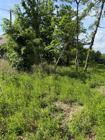 167 Holiday Island Drive, Holiday Island, AR 72631