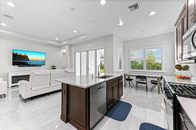 14236 Gray Bark Bend, Westlake, FL 33470