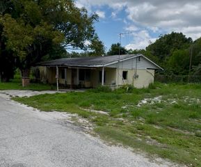 131 E BAY BOULEVARD S, Lake Wales, FL 33859