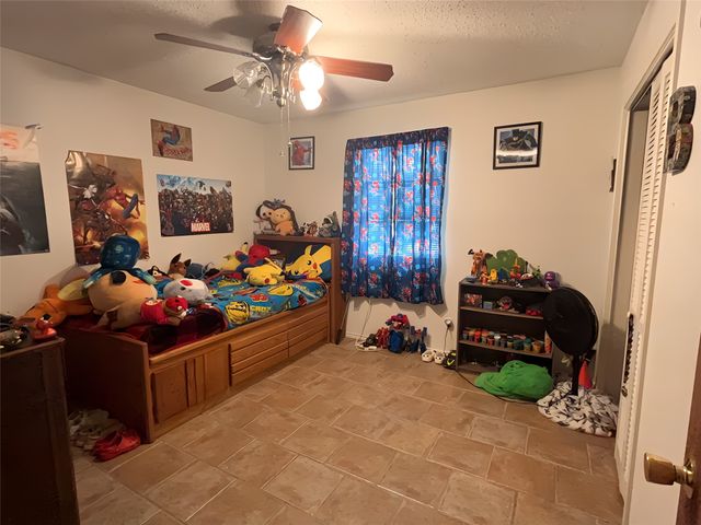 107 W Bayside Drive, Mabank, TX 75156