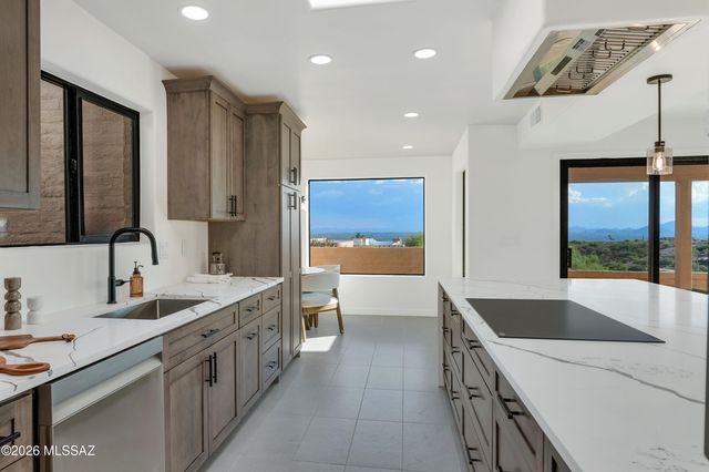 5371 N Paseo De La Tirada, Tucson, AZ 85750