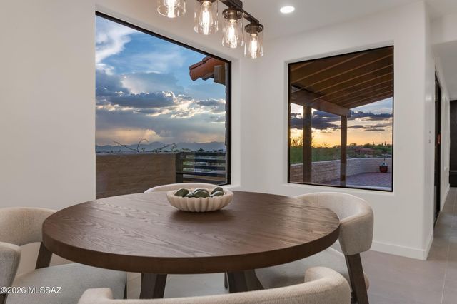 5371 N Paseo De La Tirada, Tucson, AZ 85750