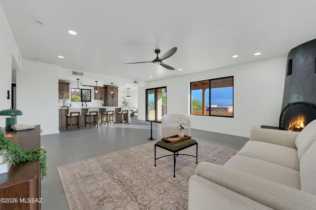 5371 N Paseo De La Tirada, Tucson, AZ 85750