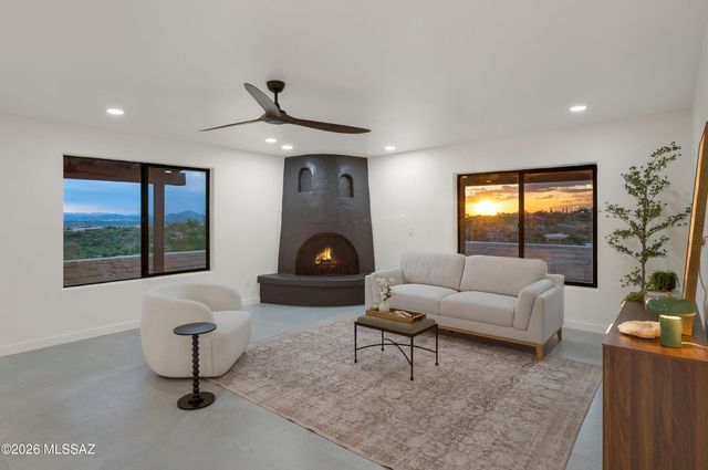 5371 N Paseo De La Tirada, Tucson, AZ 85750