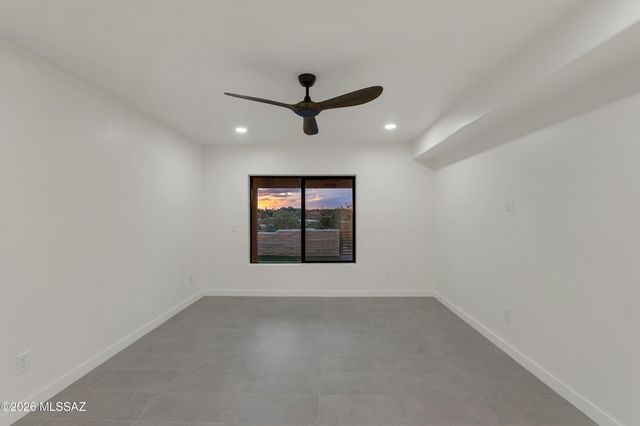5371 N Paseo De La Tirada, Tucson, AZ 85750