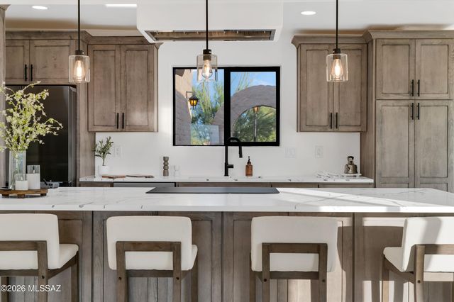 5371 N Paseo De La Tirada, Tucson, AZ 85750