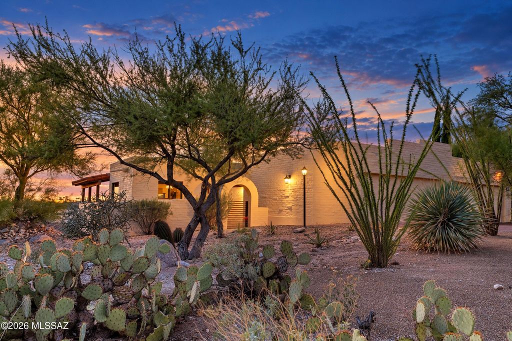5371 N Paseo De La Tirada, Tucson, AZ 85750