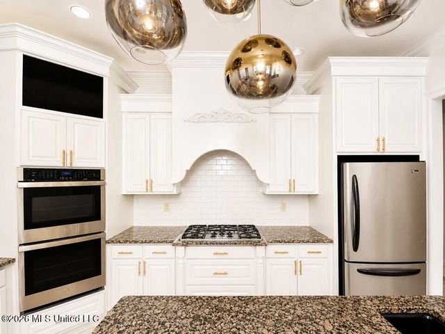 169 Saint Ives Drive, Madison, MS 39110