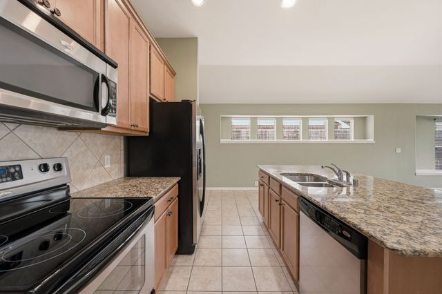 6532 Fairview Drive, Watauga, TX 76148