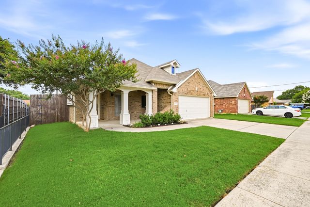 6532 Fairview Drive, Watauga, TX 76148