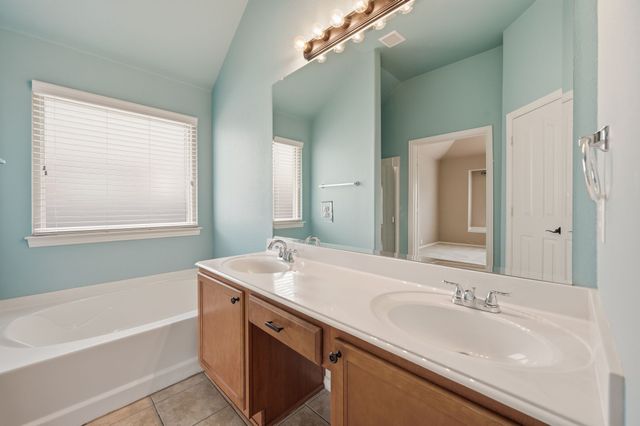 6532 Fairview Drive, Watauga, TX 76148
