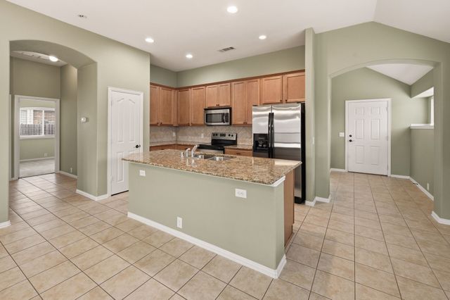 6532 Fairview Drive, Watauga, TX 76148