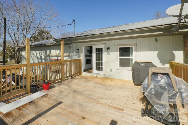 909 Fisher Street, Concord, NC 28027