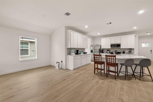 30518 White Cliff Court, Fulshear, TX 77441