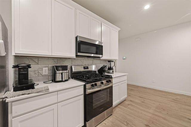 30518 White Cliff Court, Fulshear, TX 77441