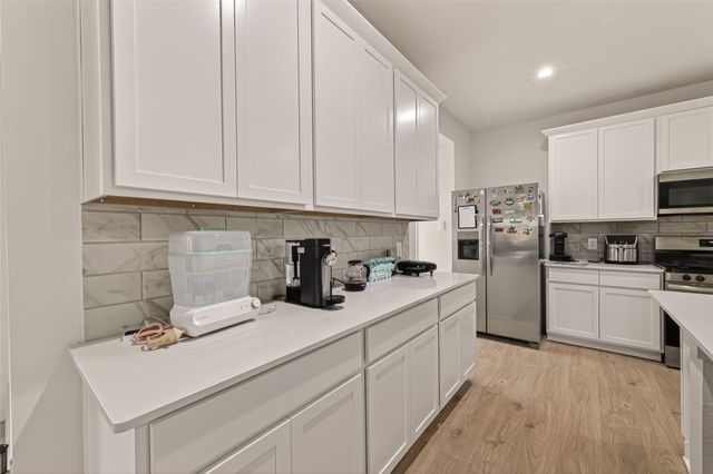 30518 White Cliff Court, Fulshear, TX 77441