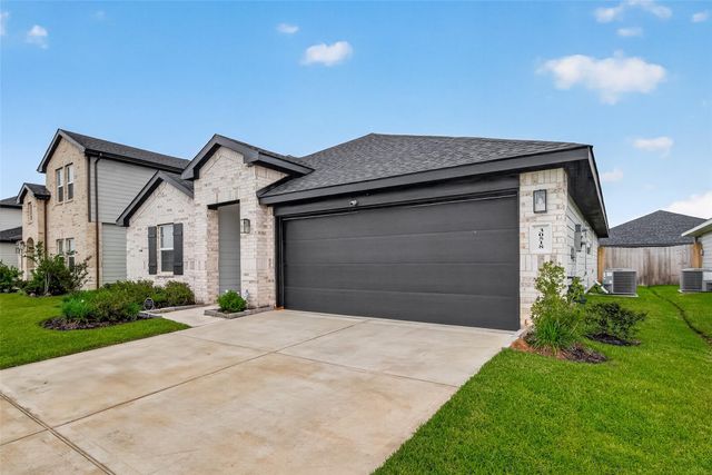30518 White Cliff Court, Fulshear, TX 77441