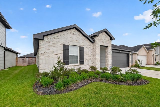 30518 White Cliff Court, Fulshear, TX 77441