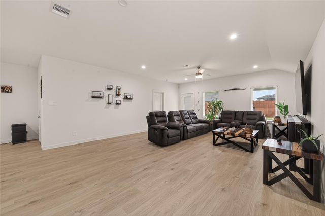 30518 White Cliff Court, Fulshear, TX 77441