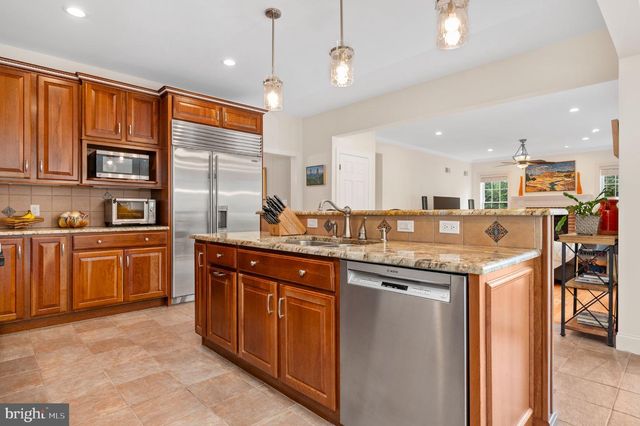 3015 WEAVER RD, Lititz, PA 17543
