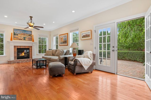 3015 WEAVER RD, Lititz, PA 17543