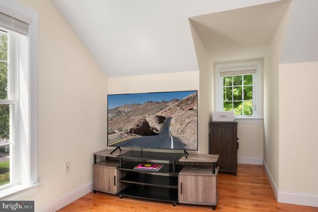3015 WEAVER RD, Lititz, PA 17543