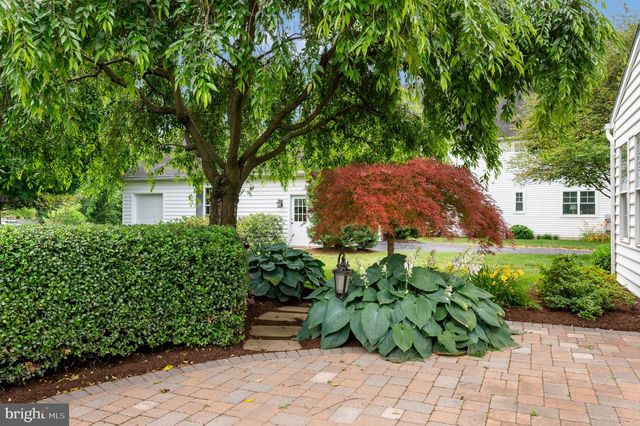 3015 WEAVER RD, Lititz, PA 17543