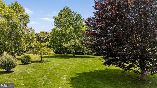 3015 WEAVER RD, Lititz, PA 17543