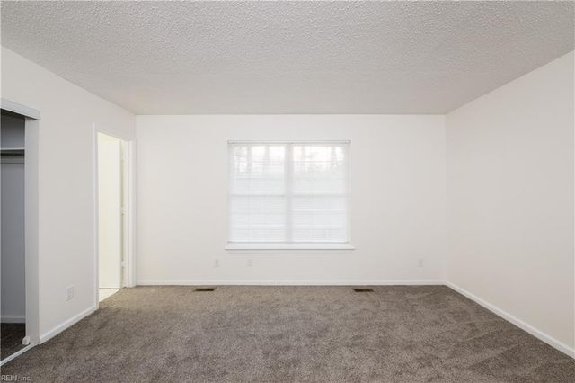 209 Gimbert DR, Virginia Beach, VA 23452