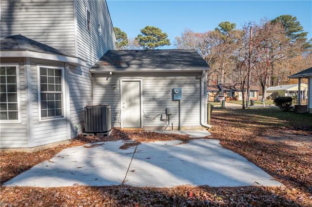 209 Gimbert DR, Virginia Beach, VA 23452