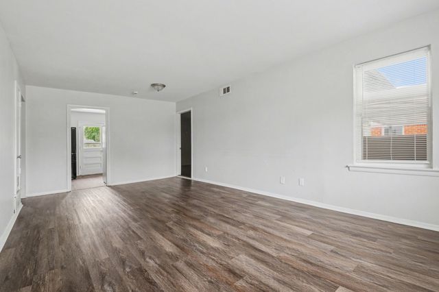 1312 Highland Street, Mesquite, TX 75149