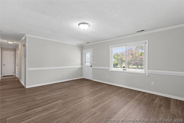 1075 Pleasant Oak Drive, Fayetteville, NC 28314