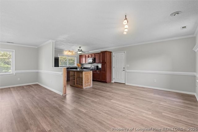 1075 Pleasant Oak Drive, Fayetteville, NC 28314