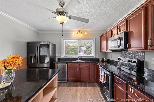 1075 Pleasant Oak Drive, Fayetteville, NC 28314