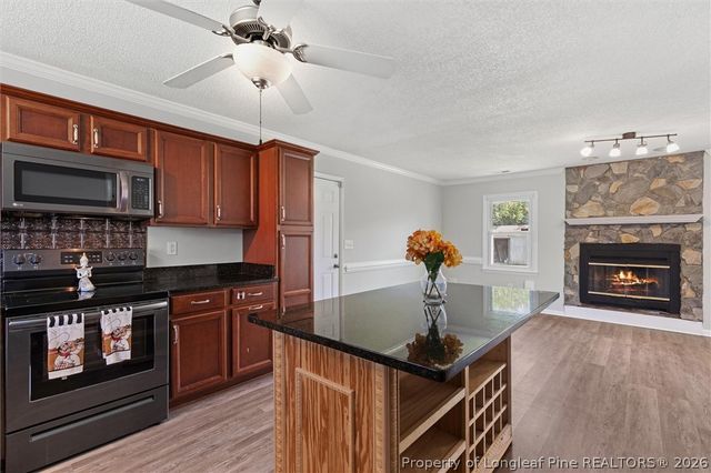 1075 Pleasant Oak Drive, Fayetteville, NC 28314