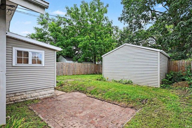 310 E Fairview Avenue, South Bend, IN 46614