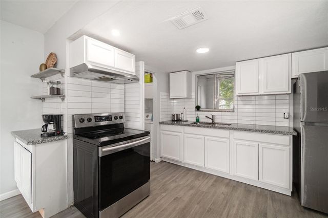 1838 WARRINGWOOD DRIVE GE, Orlando, FL 32839